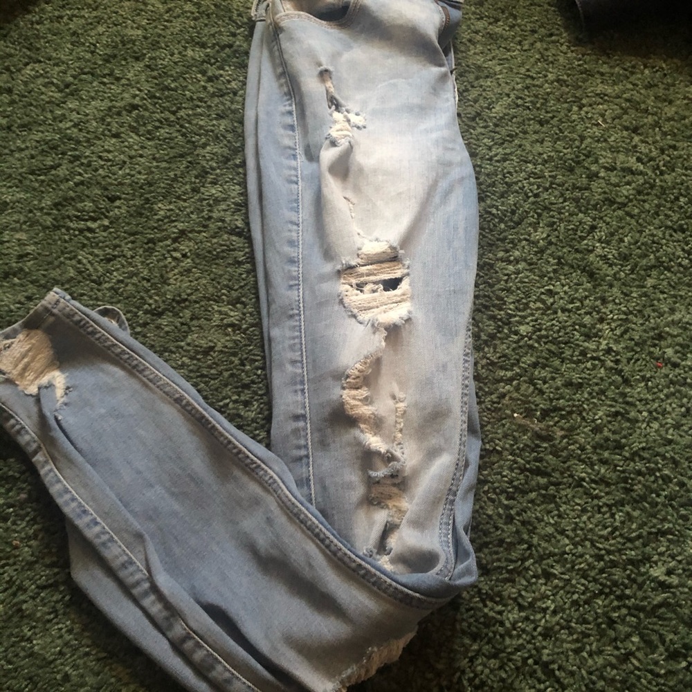 HIGH RISE HOLLISTER JEANS